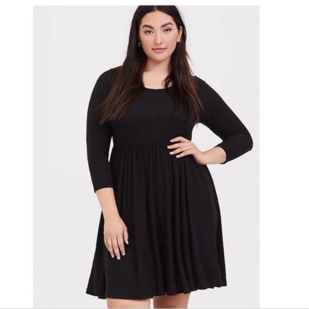 Torrid Super Soft Plush Long Sleeve Black Skater Dress with Pockets 3X